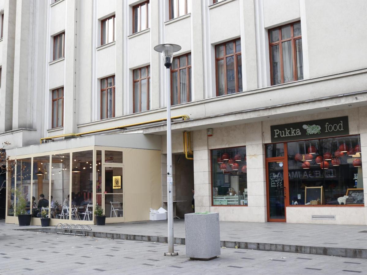 Mina City Center Apartment Amzei Bukarest Exteriör bild