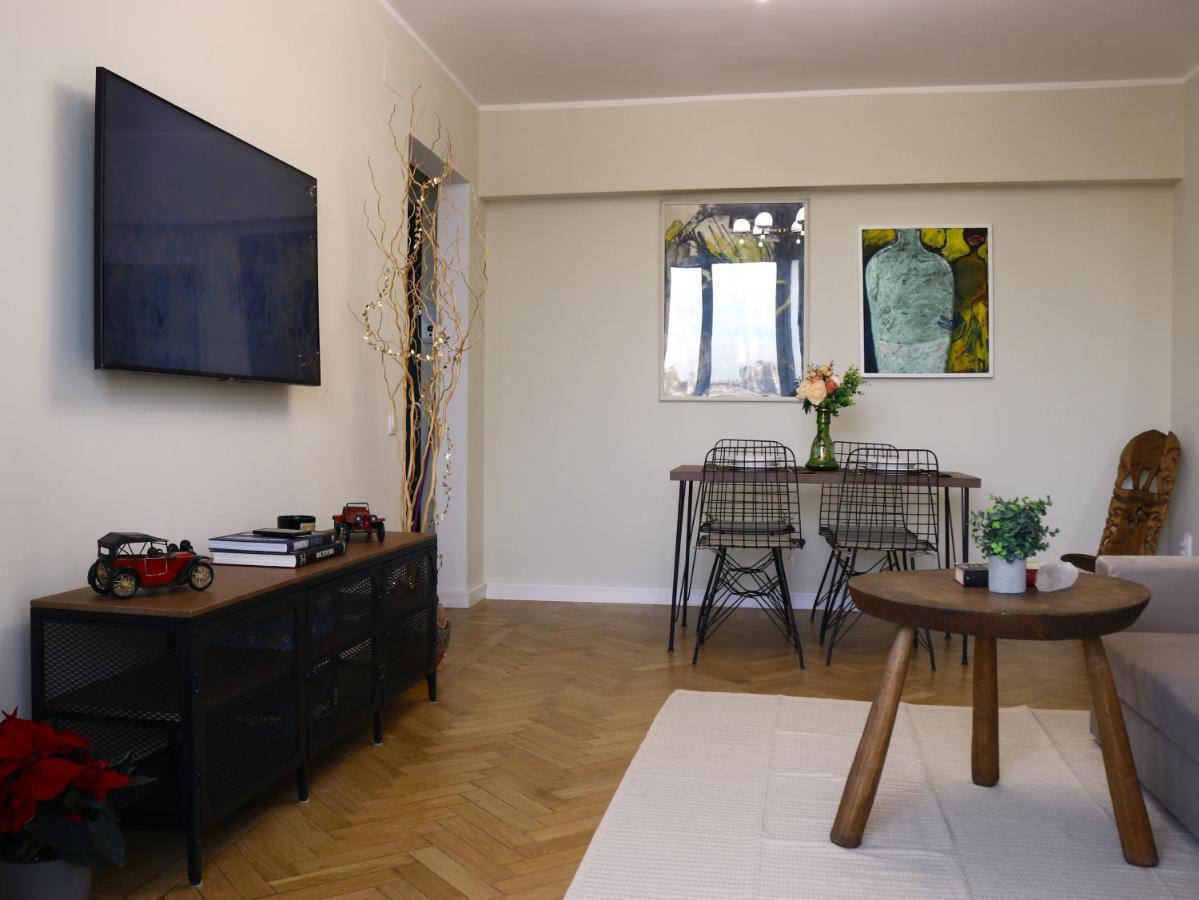 Mina City Center Apartment Amzei Bukarest Exteriör bild