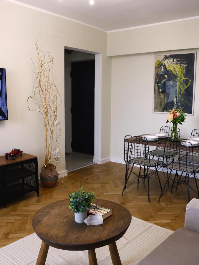Mina City Center Apartment Amzei Bukarest Exteriör bild