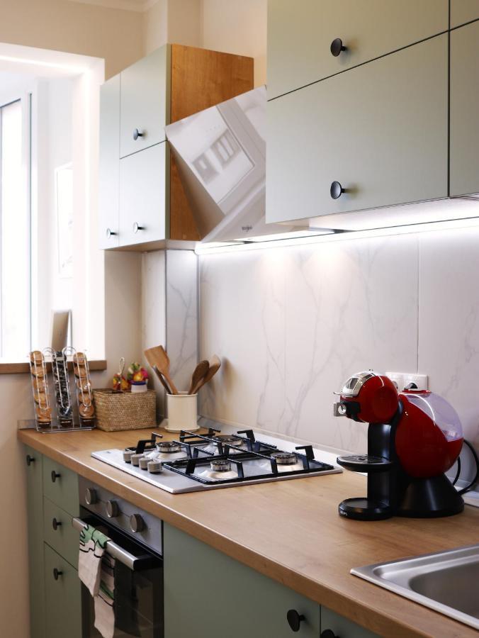 Mina City Center Apartment Amzei Bukarest Exteriör bild